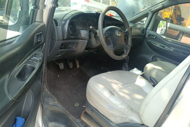 Used JAC Group Refine 2015 2.0L Shuttle Gasoline Long-Wheelbase Standard Version HFC4GA3-3D Driver Seat