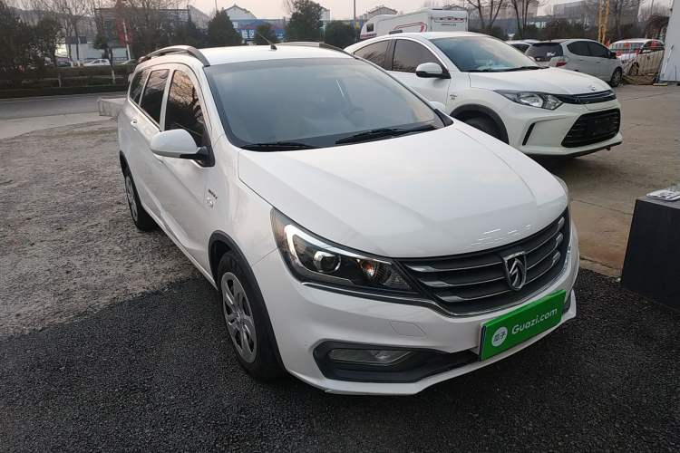 Used Baojun 310W 2017 1.5L Manual Comfort Version China V