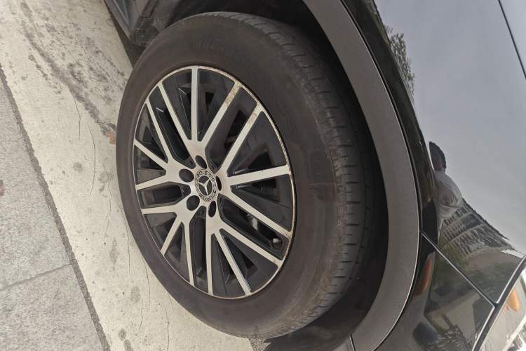 Used Mercedes-Benz GLC Coupe 2020 GLC 300 4MATIC Coupe SUV Right Front Wheel Hub