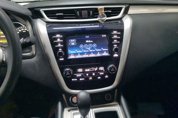 Used Nissan Murano 2019 2.5L XE Two-Wheel Drive Elite Version China V Standard
