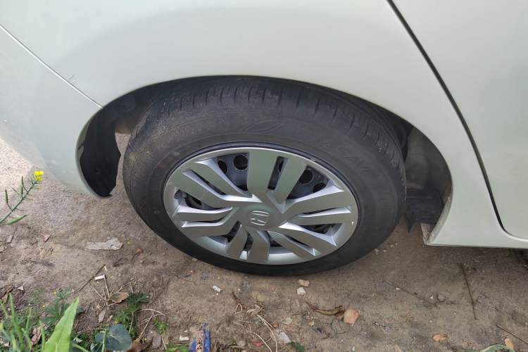 Used Honda Fit 2016 1.5L LX CVT Comfort Model Right Rear Wheel Hub