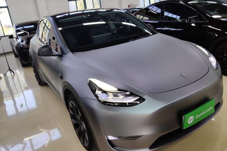 Used Tesla Model Y 2021 Long-Range All-Wheel-Drive Version