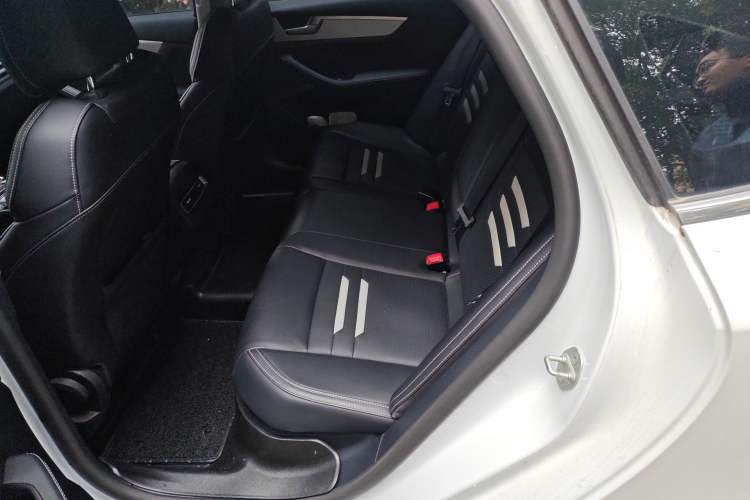 Used BYD Qin Pro New Energy 2019 DM Super Edition 1.5TI Automatic Smart Connect X-Trail Model China VI Standard Left Rear Seat