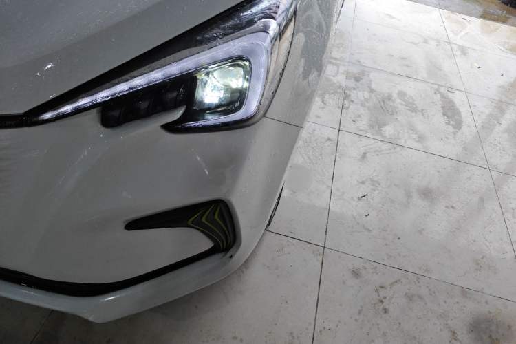 Used CHANGAN Benni E-Star 2022 Qingxin Edition Colorful Model Lithium-NMC Left Front Headlight