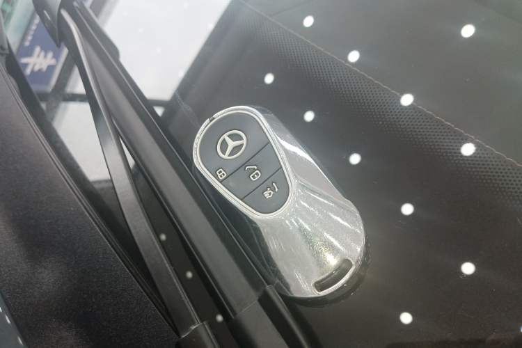 Used Mercedes-Benz C-Class 2022 C 260 L Sport Edition Vehicle Key