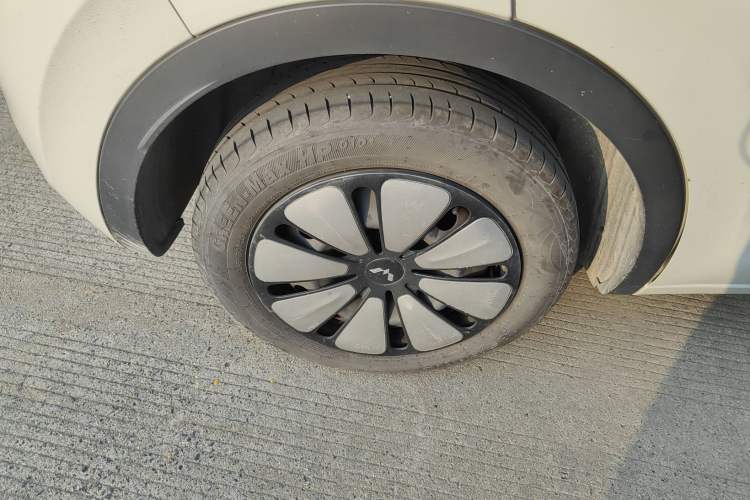 Used Wuling Bingo 2023 333 km Enjoyment Version
