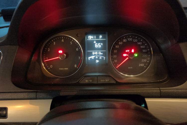 Used Volkswagen Lavida 2013 Restyled Classic 1.6L Automatic Comfort Edition
