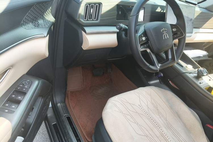 Used BYD Song Pro New Energy 2025 Second-Generation DM-i 75KM Overachiever Trim Driver Seat