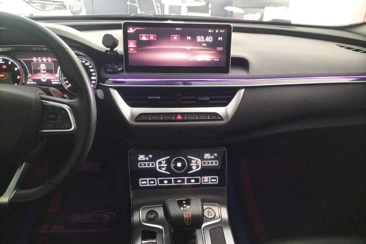 Used Hongqi H5 2020 1.5T DCT Flagship Edition Audio And AC Panel