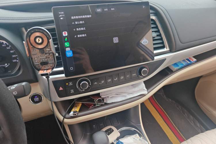 Used Toyota Highlander 2021 2.0T Two-Wheel Drive Elite Version 7-Seater
