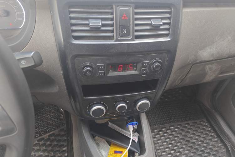 Used Wuling Rongguang V 2018 1.5L Practical Version