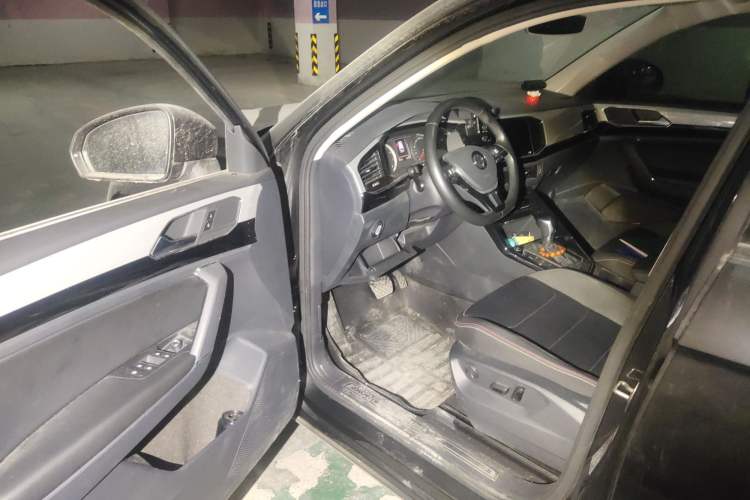 Used Volkswagen Tayron 2020 330TSI Two-Wheel Drive Luxury Smart Connectivity Version