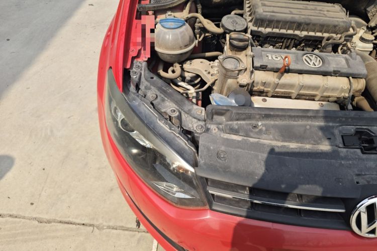 Used Volkswagen Polo 2013 1.4L Manual Fashion Edition Right Front Headlight