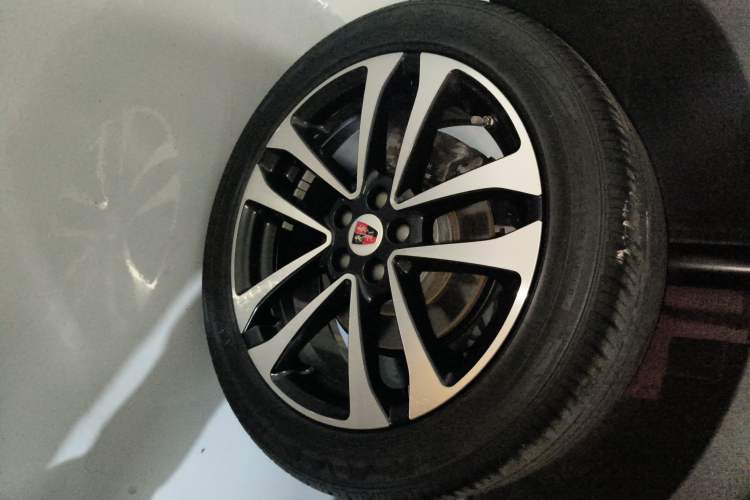 Used Roewe RX3 2020 1.6L CVT 4G Connected Ultra-Fun Elite Edition