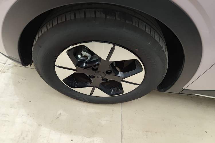 Used Geely Galaxy Geome 2025 UP 410km Exploration Edition