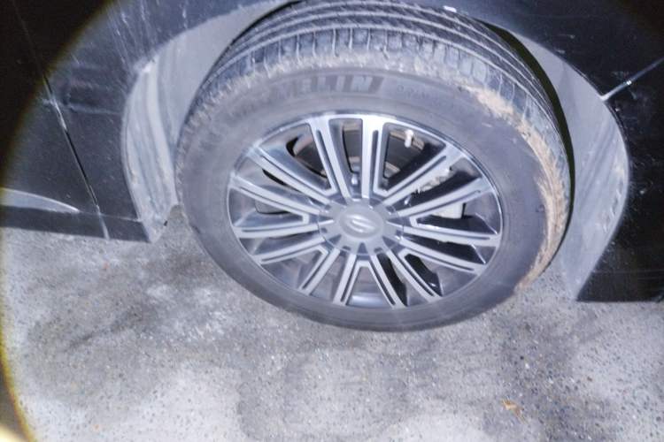 Used GAC Trumpchi M8 2021 Lingxiu Series 390T Deluxe Edition Right Front Wheel Hub