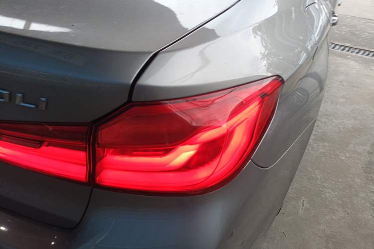 Used BMW 5 Series 2019 530Li Luxury Edition Premium Package Right Rear Taillight