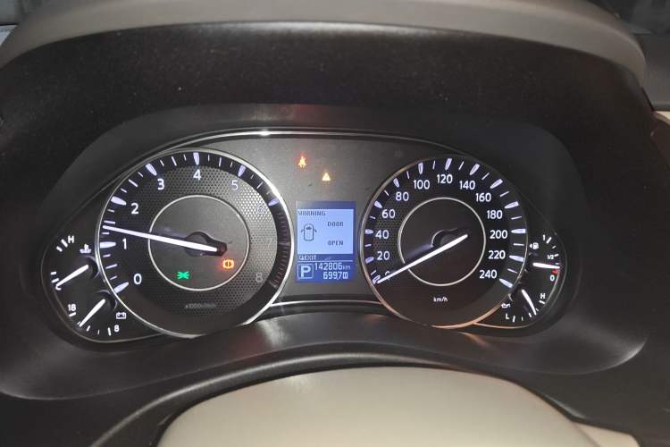 Used Nissan Patrol 2016 Y62 4.0L LE Middle East Edition