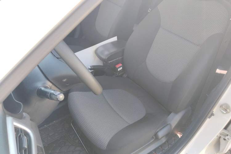 Used Hyundai Verna (older generation) 2017 1.4L Manual Huancai Edition China V Standard Left Front Seat