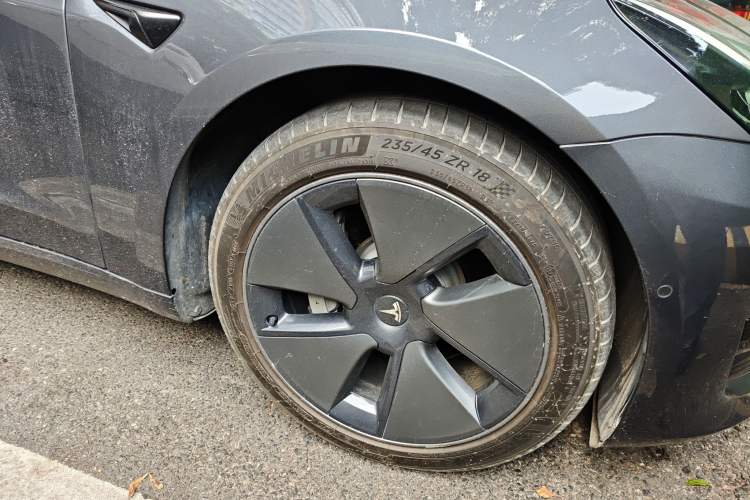 Used Tesla Model 3 2022 Rear-Wheel-Drive Version
