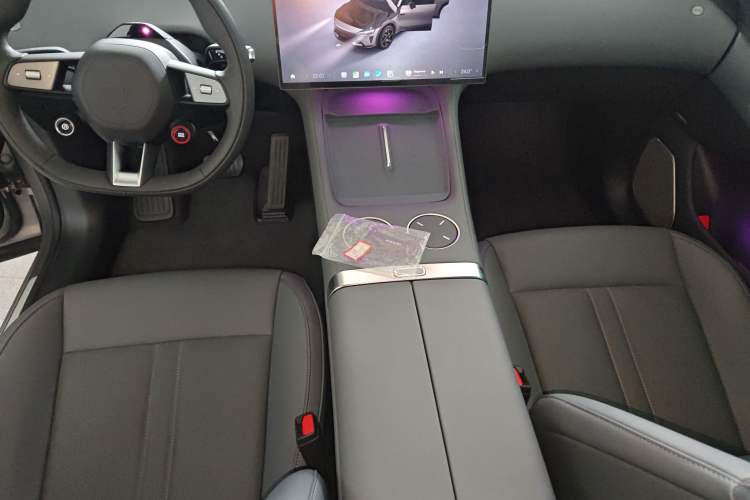 Used Xiaomi Auto YU7 2025 Ultra-Long Range All-Wheel Drive Pro Version Gear Lever