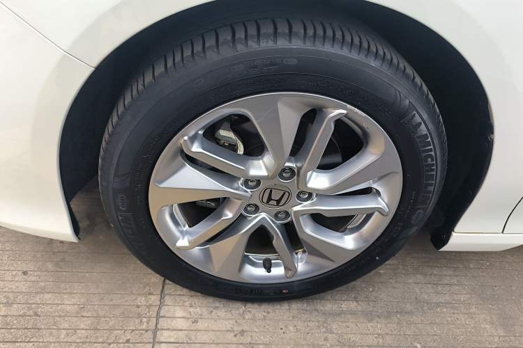 Used Honda Accord 2018 260TURBO Elite Edition China VI Left Front Wheel Hub