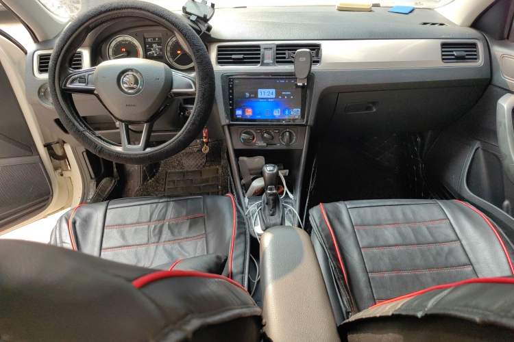 Used Skoda Rapid 2018 1.6L Automatic Comfort Edition
