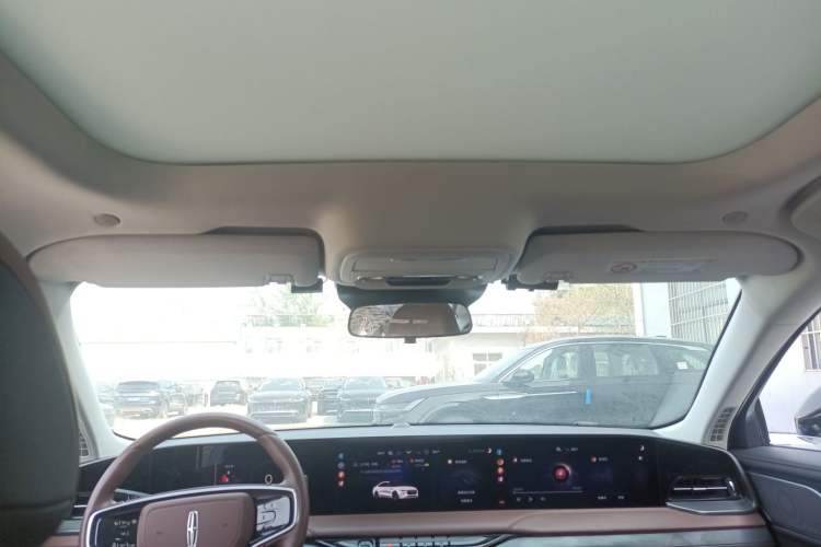 Used Lincoln Z 2025 2.0T Prestige Hybrid Edition Headliner