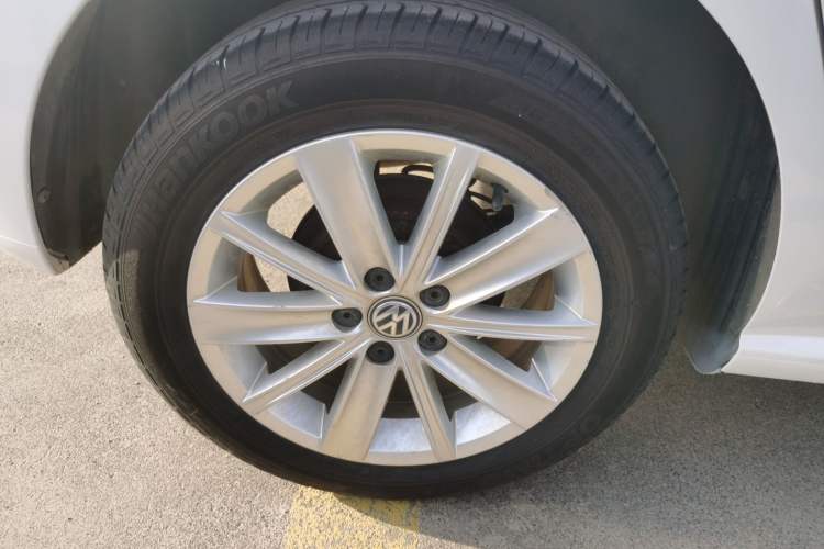 Used Volkswagen Polo 2014 1.4L Automatic Comfort Edition Exterior 5