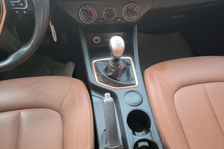 Used Great Wall Wingle 7 2021 2.0T Diesel Two-Wheel Drive Elite Version Big Double GW4D20M
