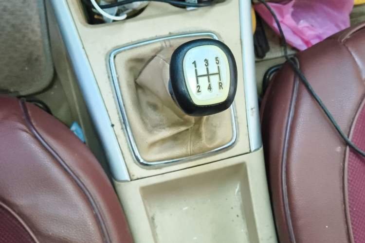 Used BAIC E Series 2012 Hatchback 1.5L Manual Leshang Version

