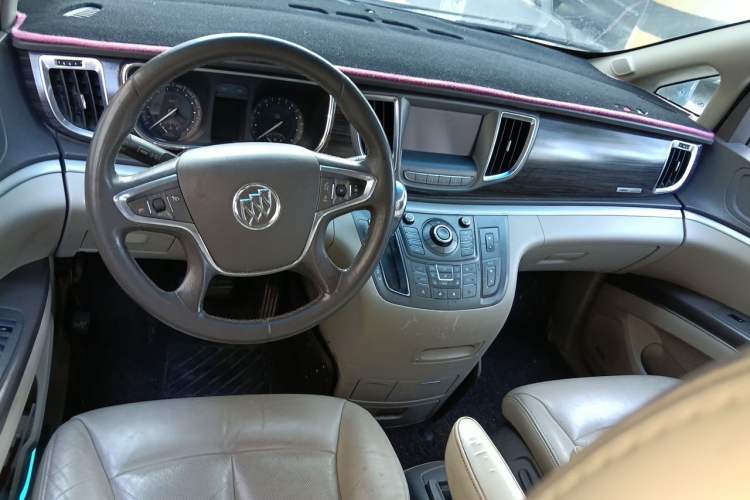 Used Buick GL8 2011 3.0L XT Luxury Business Flagship Edition

