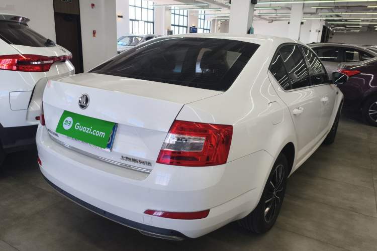 Used Skoda Octavia 2017 TSI280 DSG Smart Drive Edition
