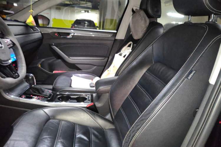 Used Volkswagen Passat 2017 330TSI DSG Luxury Edition
