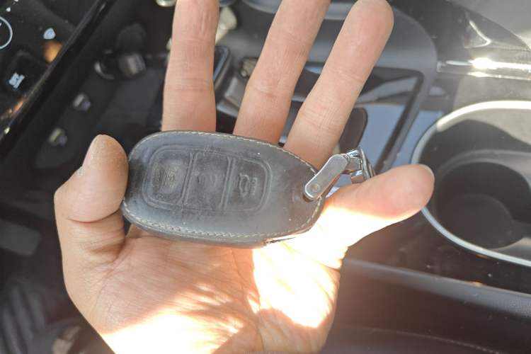 Used Hyundai Elantra 2022 1.5L CVT LUX Prestige Edition
