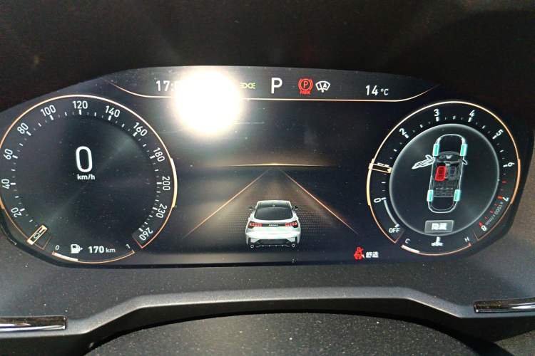 Used Lynk & Co 05 2020 2.0TD Four-Wheel Drive HypeHalo Instrument Cluster