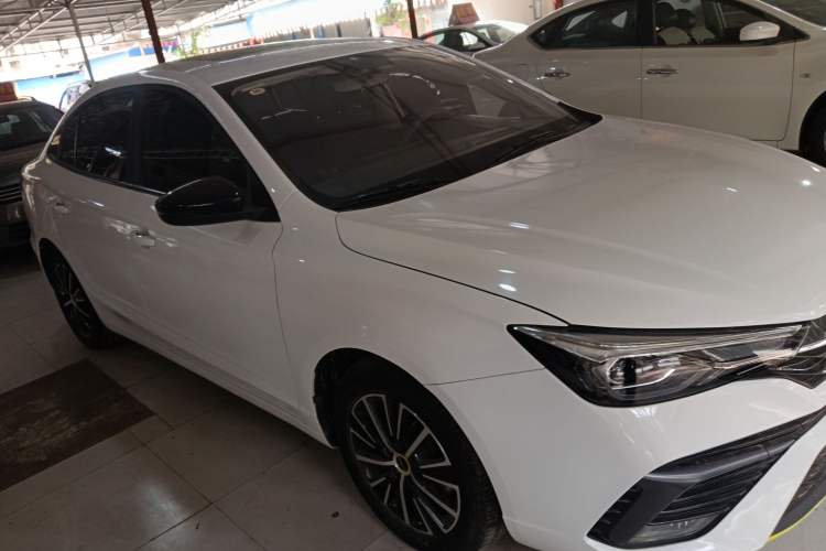 Used Roewe i5 2021 1.5L CVT Platinum Edition
