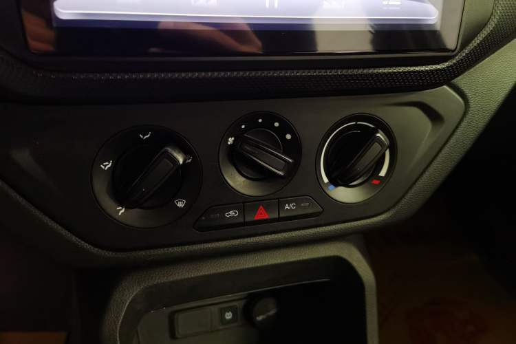 Used Wuling Hongguang 2021 1.5L Revised S Base Version with Electric Power Steering LAR
