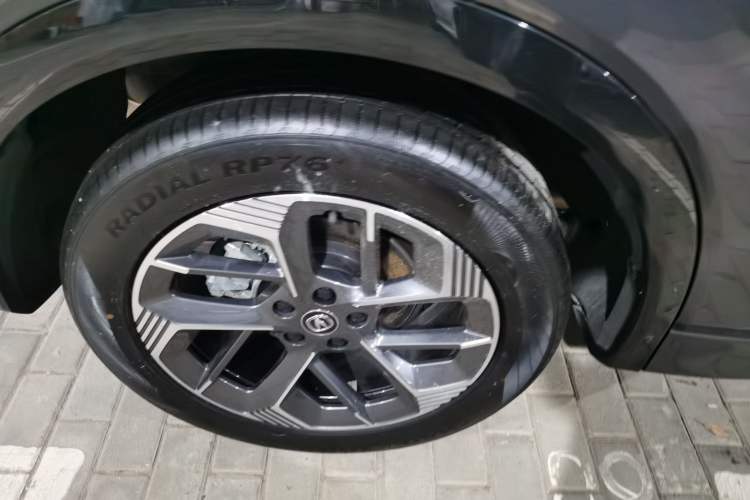 Used CHANGAN CS75 PLUS 2025 4th Generation 1.5T New Blue Whale Smart Luxury Edition Right Rear Wheel Hub