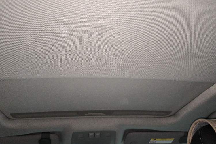 Used Buick Regal 2015 1.6T Leading Technology Model Headliner