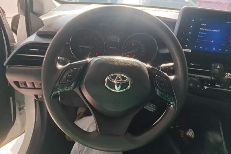Used Toyota IZOA 2021 2.0L Yidong Edition
