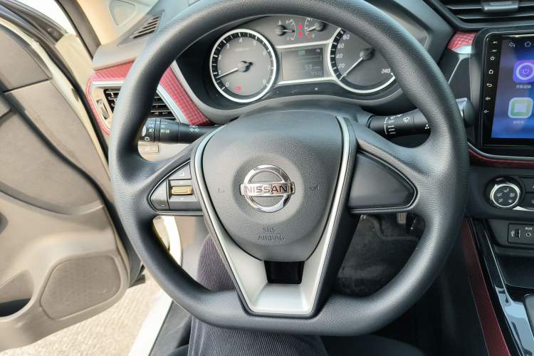 Used Nissan Lannia 2019 1.6L Manual Cool Edition China VI Steering Wheel