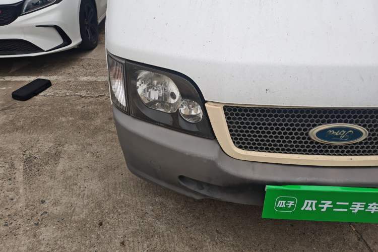 Used Ford Classic Transit 2013 2.8T Diesel Logistics Model with Short Wheelbase and Mid-Roof JX493ZLQ4