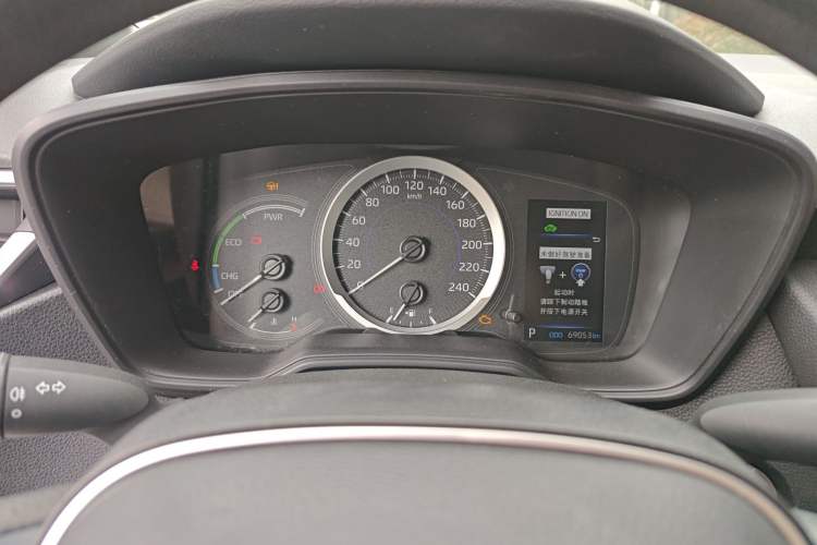 Used Toyota Levin 2022 Dual-Motor 1.8H E-CVT Leading Edition
