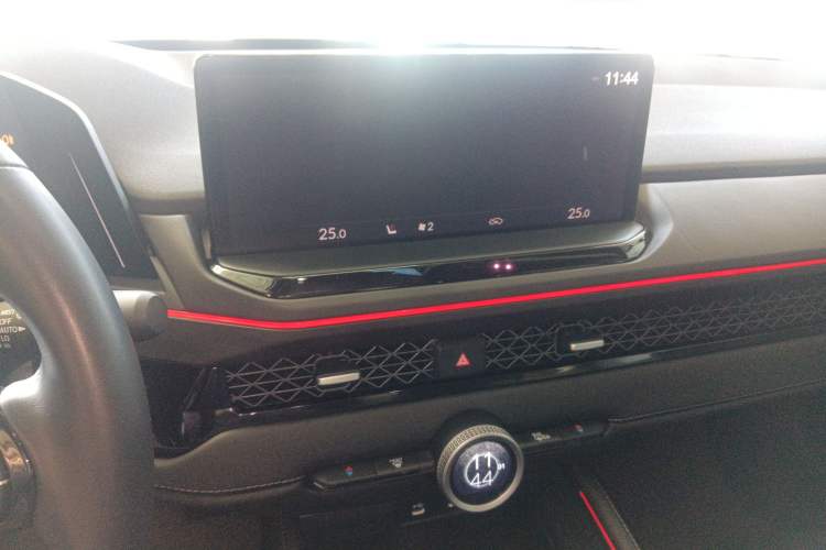 Used Honda Accord 2023 260TURBO Excellence Edition Audio And AC Panel