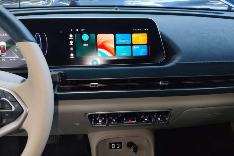 Used ORA Good Cat 2022 400km Standard Range Luxury Version Ternary Lithium
