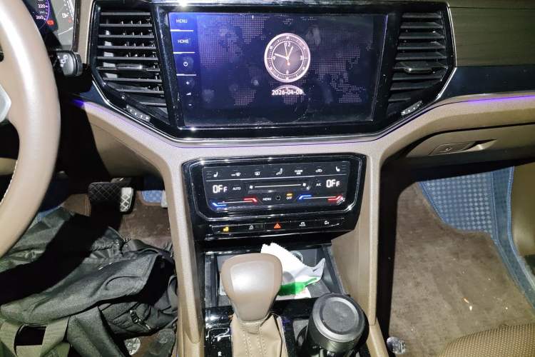 Used Volkswagen Viloran 2020 380TSI Flagship Edition Audio And AC Panel