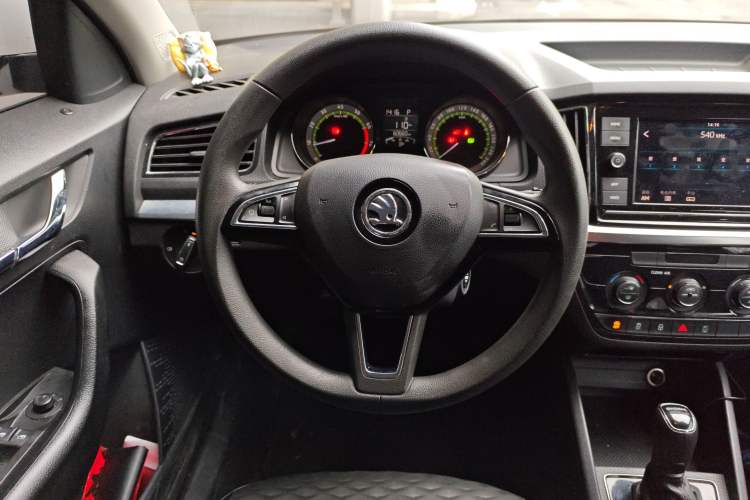 Used Skoda Kamiq 2018 1.5L Automatic Comfort Edition China VI Standard Steering Wheel