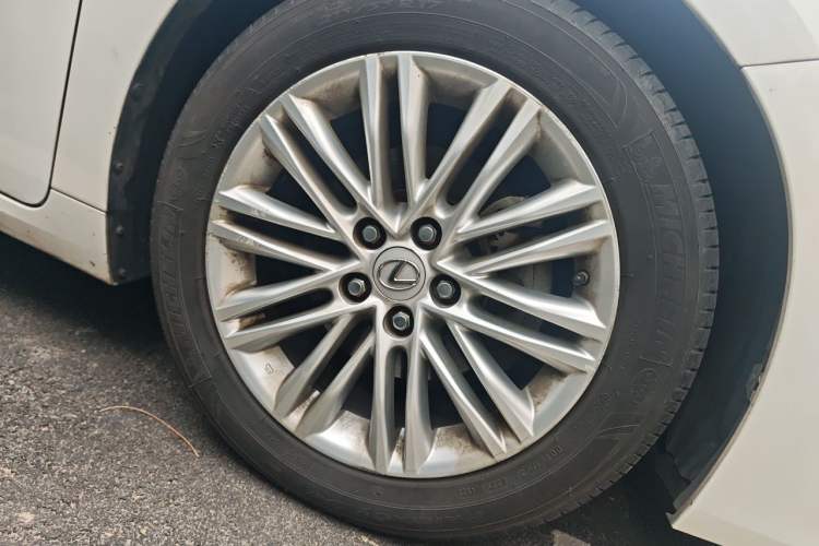 Used Lexus ES 2015 200 Elite Edition
