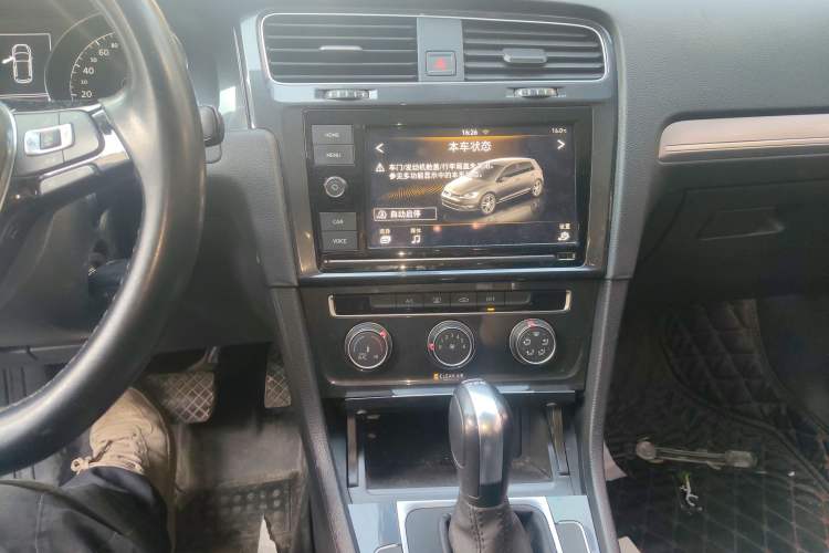 Used Volkswagen Golf 2019 200TSI DSG Comfort & Ambition Edition China VI Standard